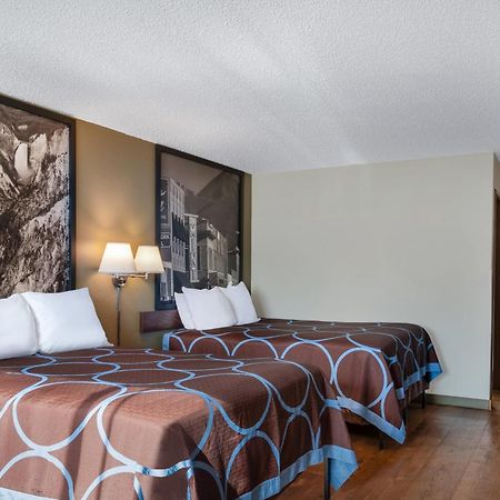 Super 8 By Wyndham Livingston Yellowstone Ngoại thất bức ảnh