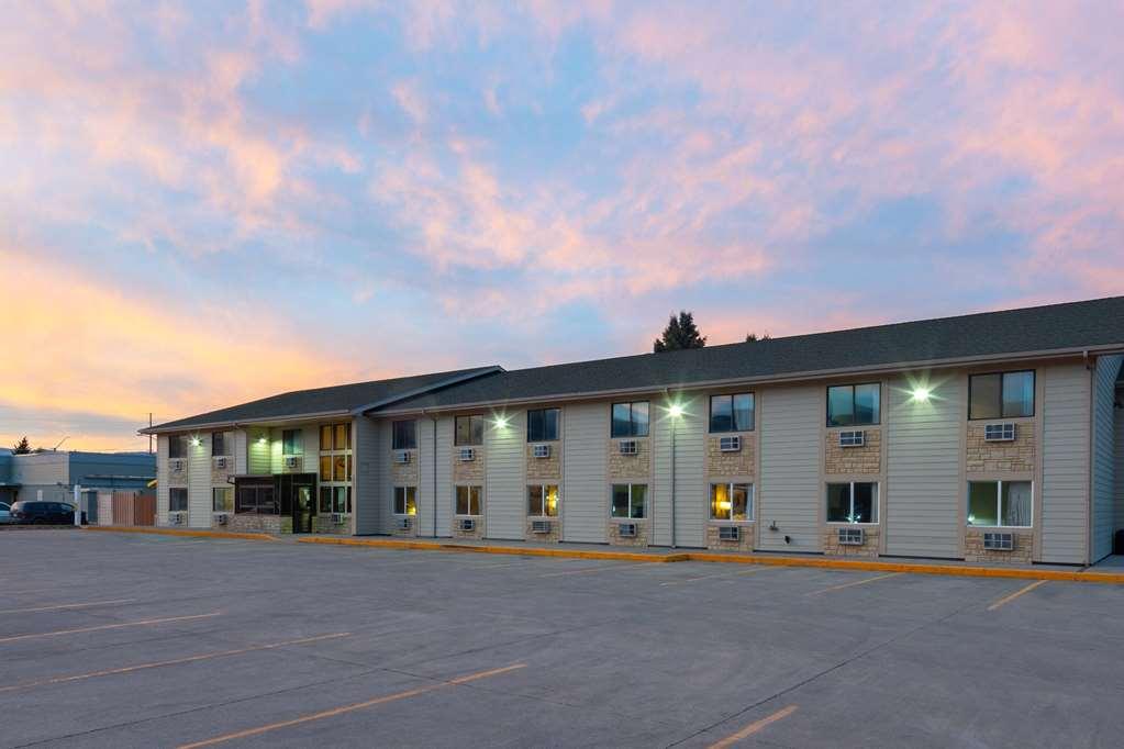 Super 8 By Wyndham Livingston Yellowstone Ngoại thất bức ảnh