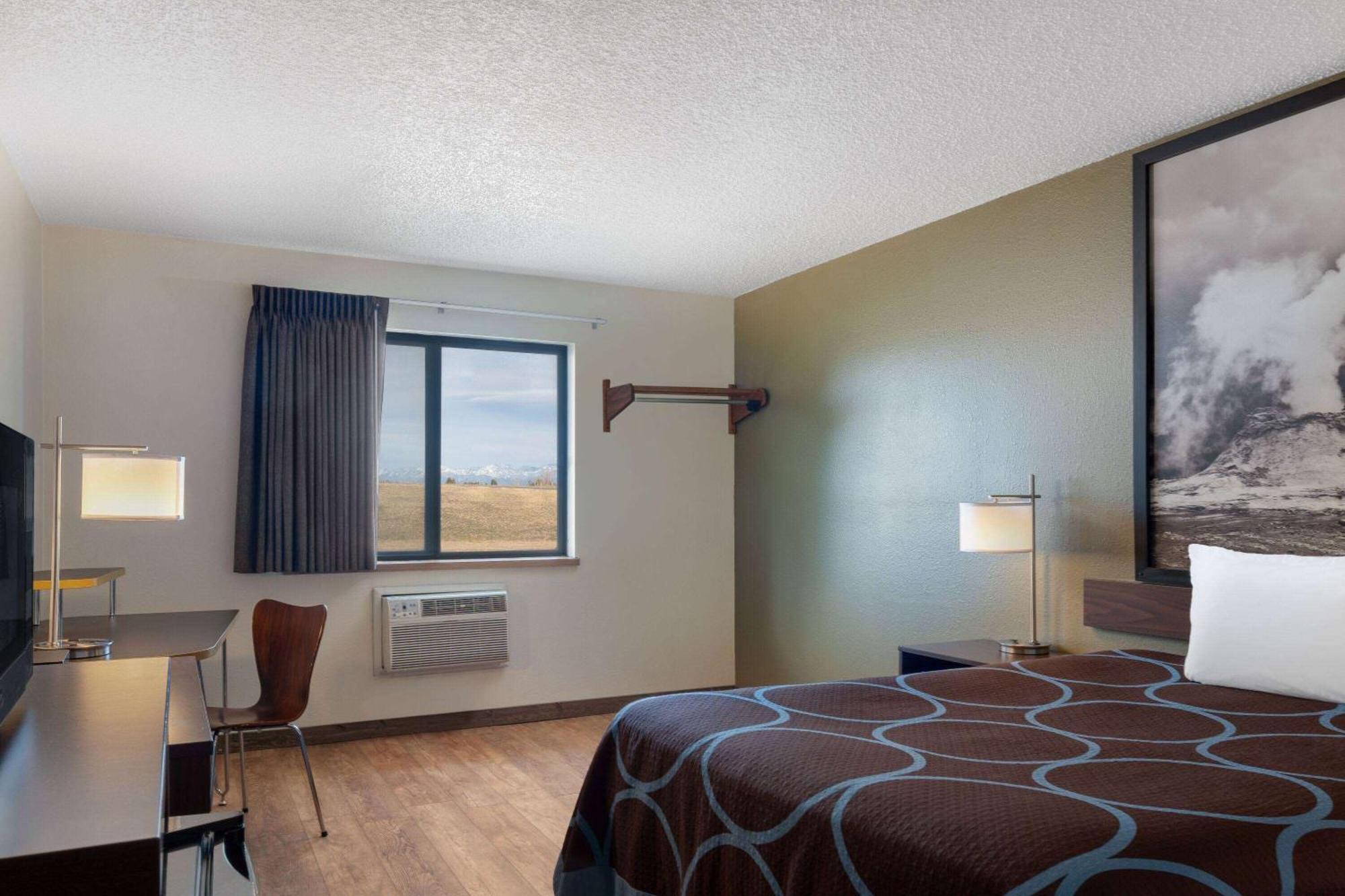 Super 8 By Wyndham Livingston Yellowstone Ngoại thất bức ảnh